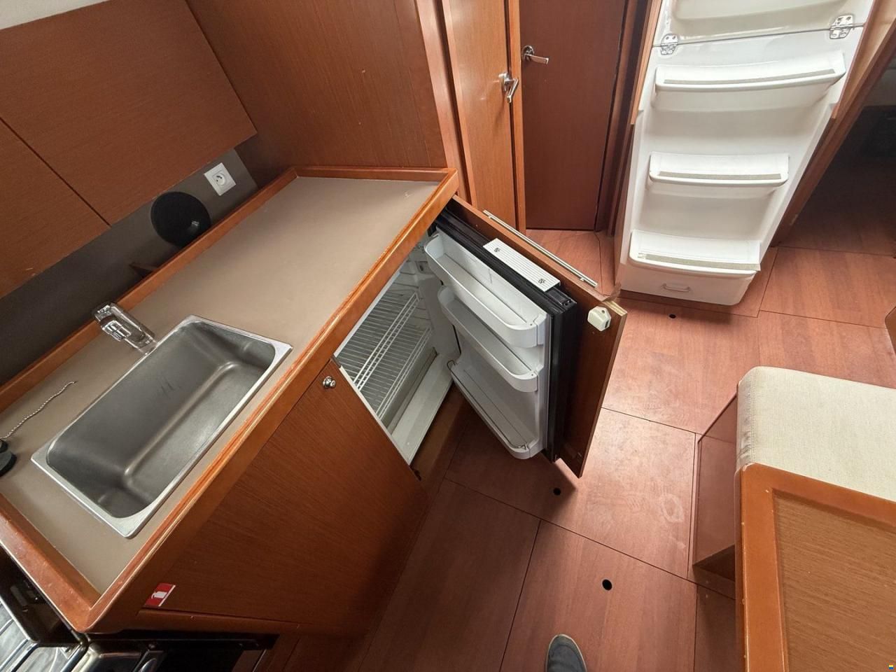 Beneteau OCEANIS 38.1