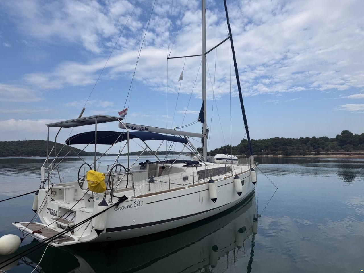 Beneteau OCEANIS 38.1