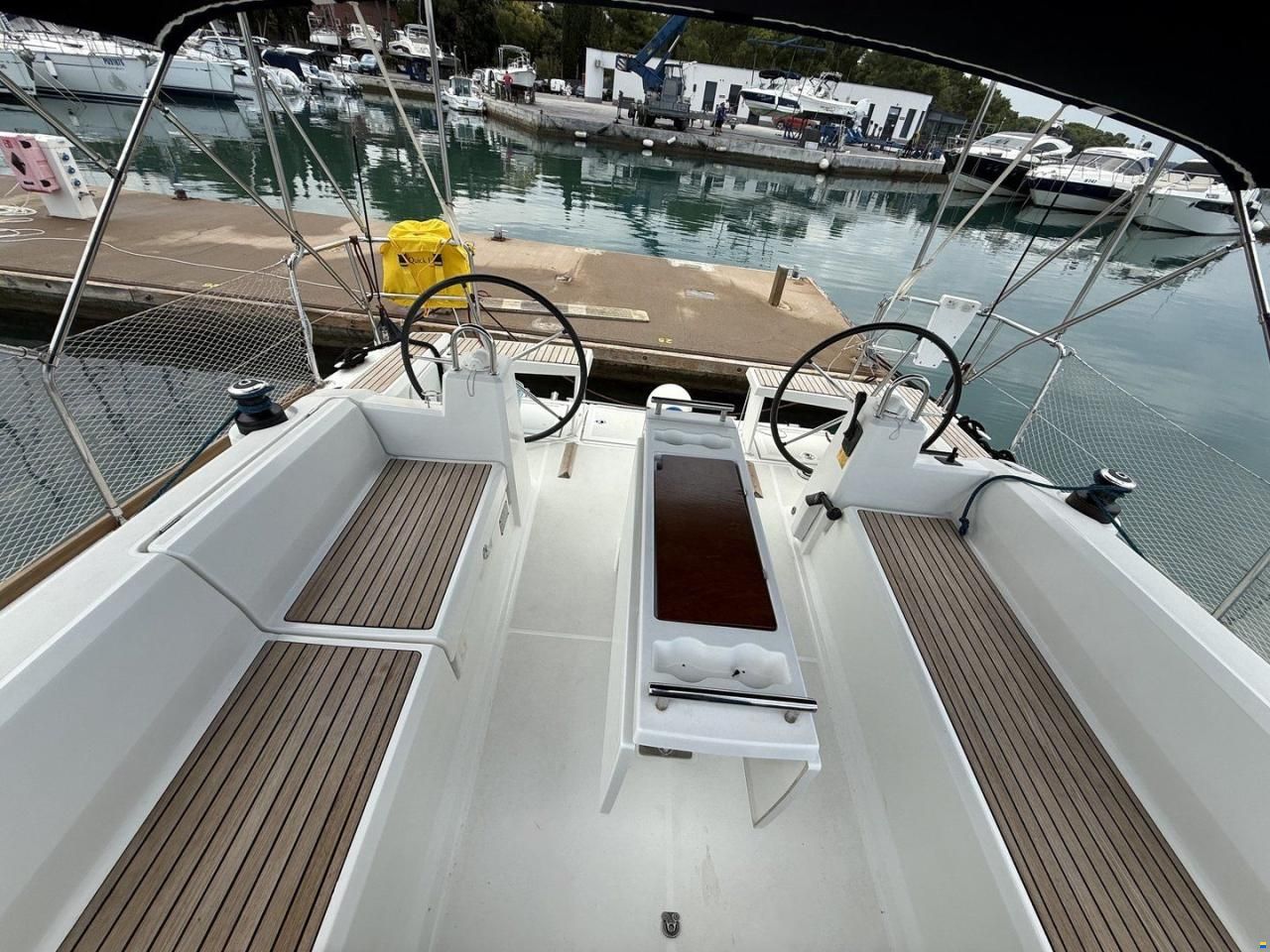 Beneteau OCEANIS 38.1