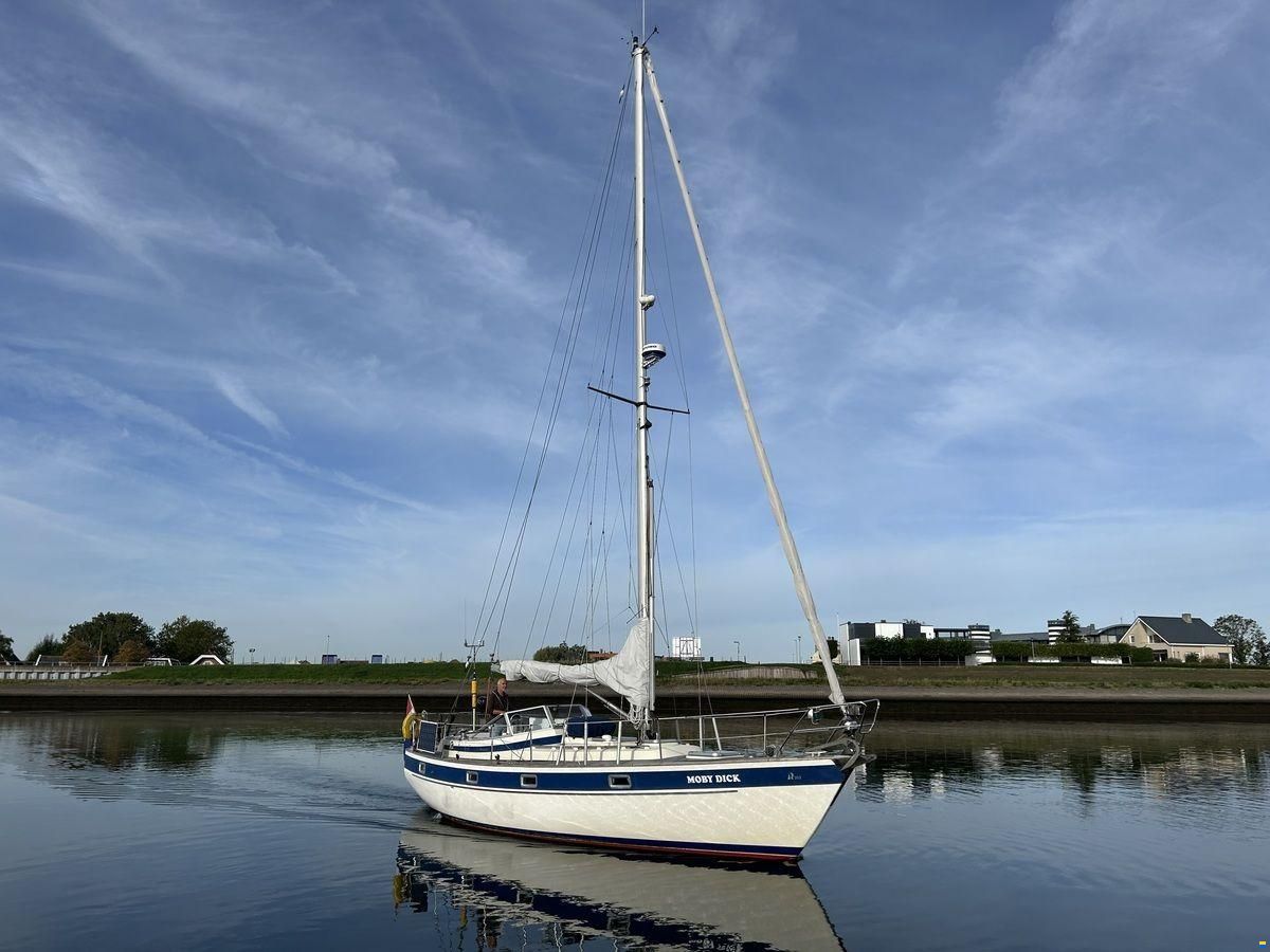 Hallberg-Rassy 352 Scandinavia