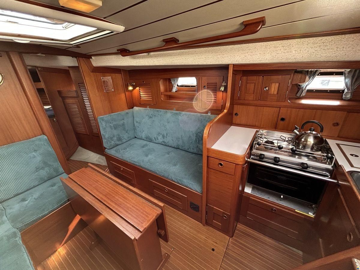 Hallberg-Rassy 352 Scandinavia