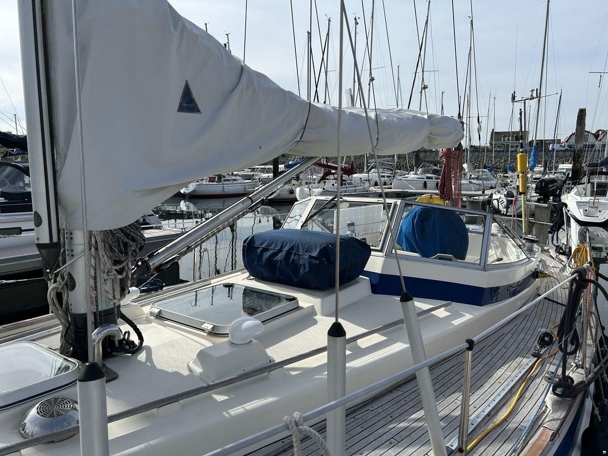 Hallberg-Rassy 352 Scandinavia