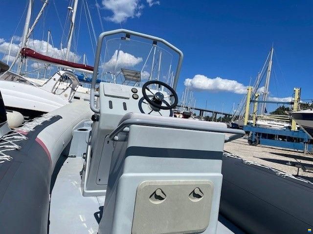 HF Marine Ocean Master 590