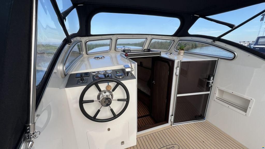 IJzendoorn Yachts Tender Cabin 800