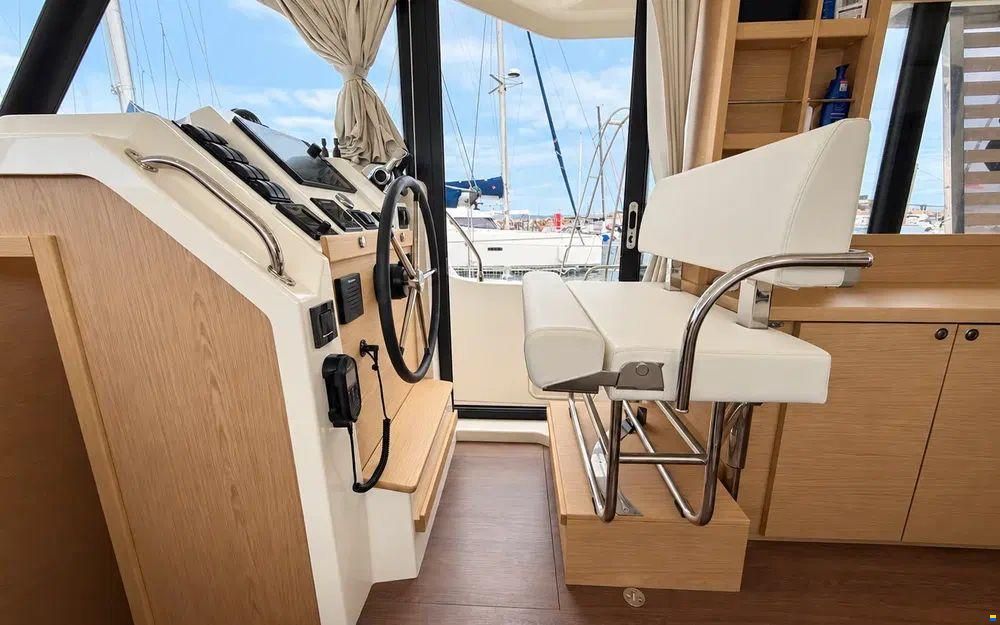 Beneteau Swift Trawler 41 Fly