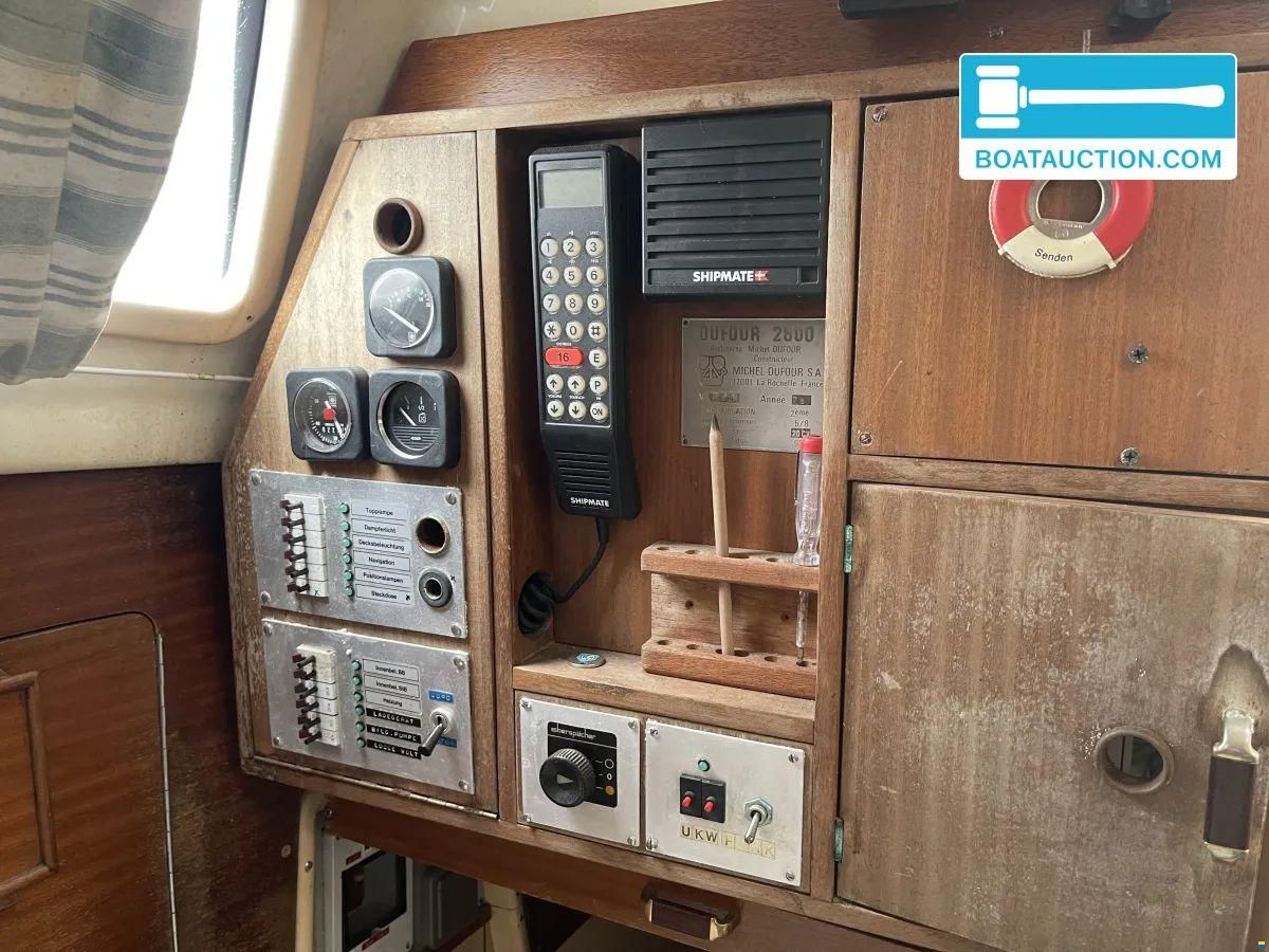 Dufour 2800
