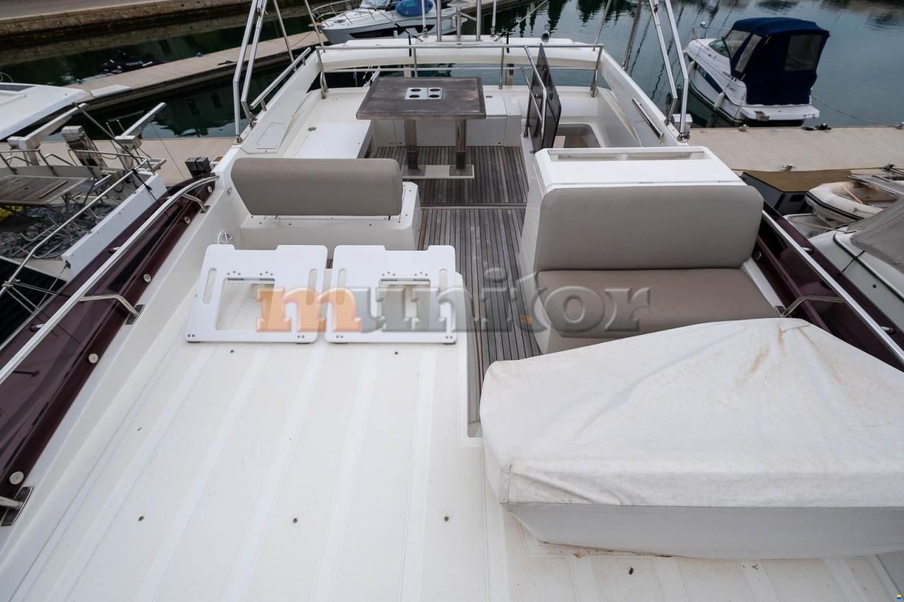 Jeanneau Prestige 520 Fly