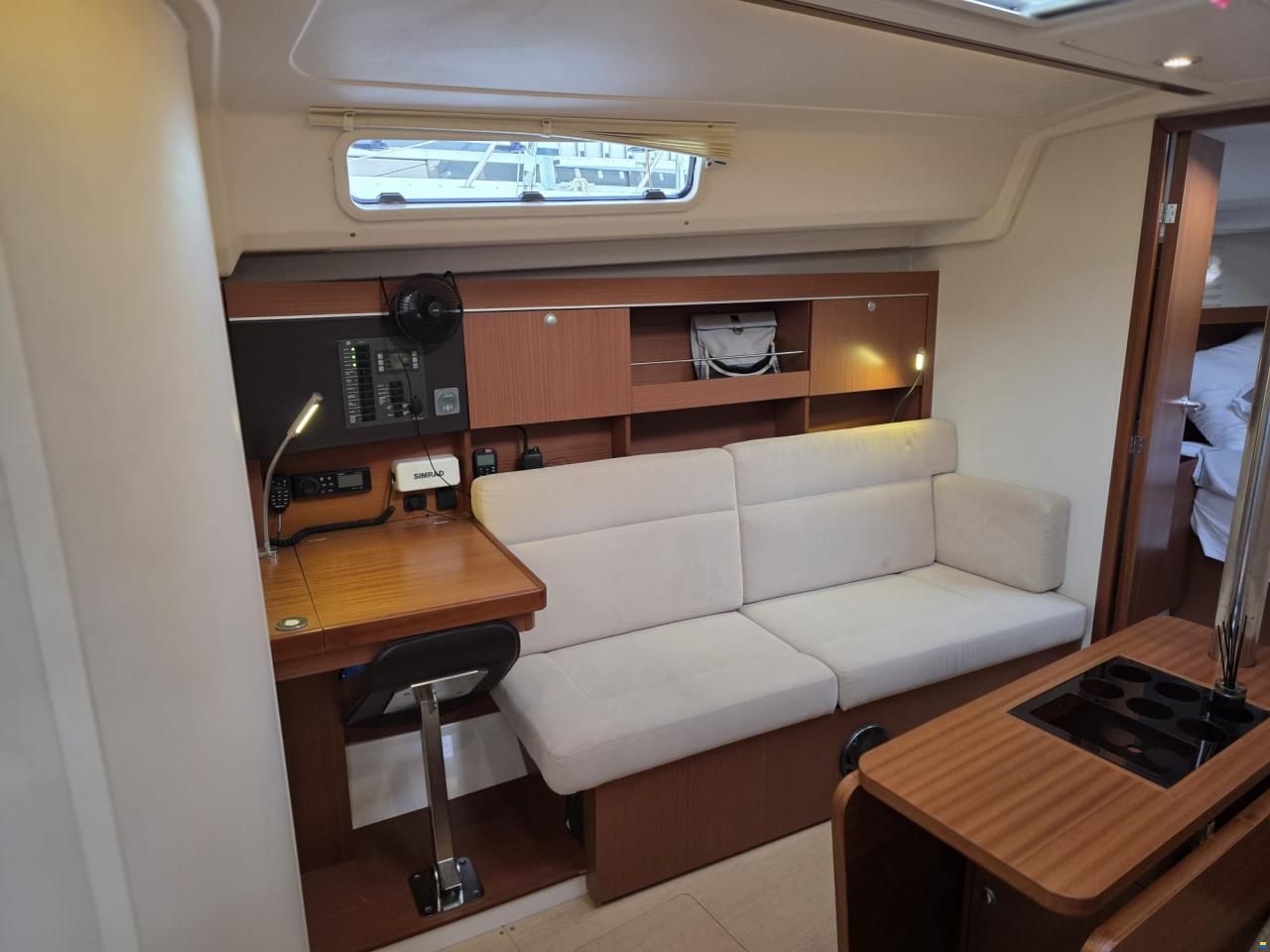 Hanse 385