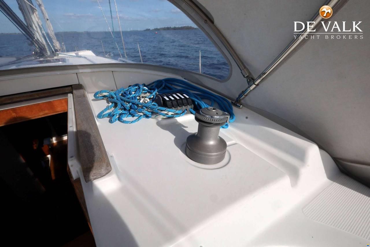 Hanse 370