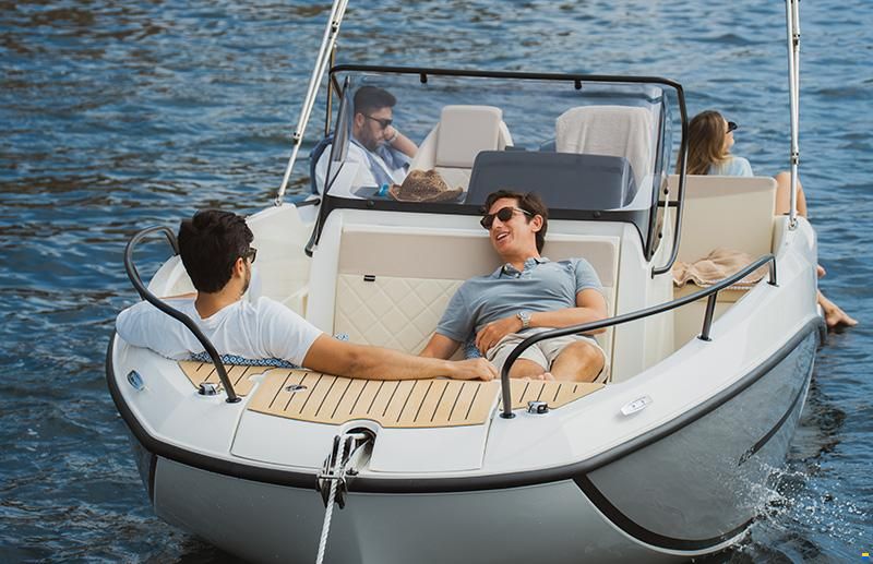 Quicksilver new 625 Open/Mercury 150