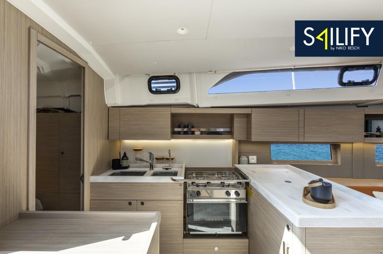 Beneteau Oceanis 47