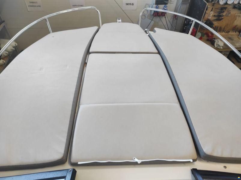 Bayliner VR6 Cuddy