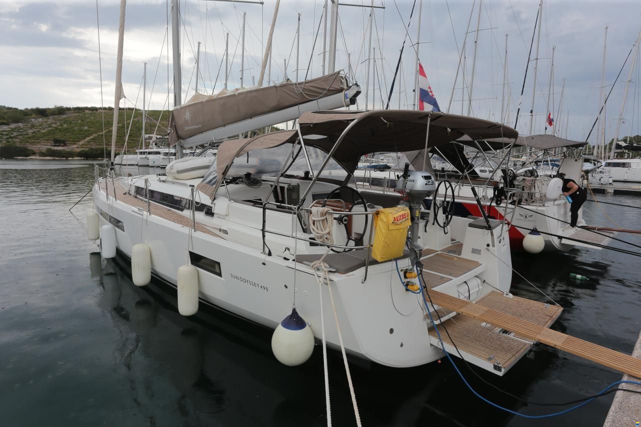 Jeanneau Sun Odyssey 490