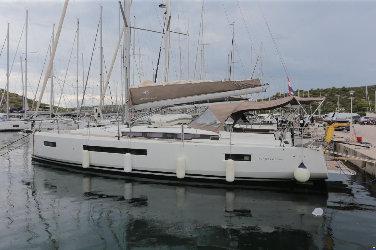 Jeanneau Sun Odyssey 490