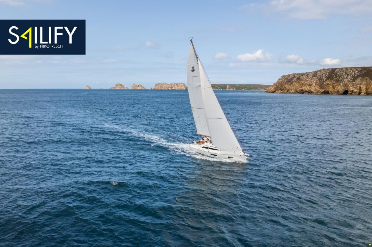 Beneteau Oceanis 37.1