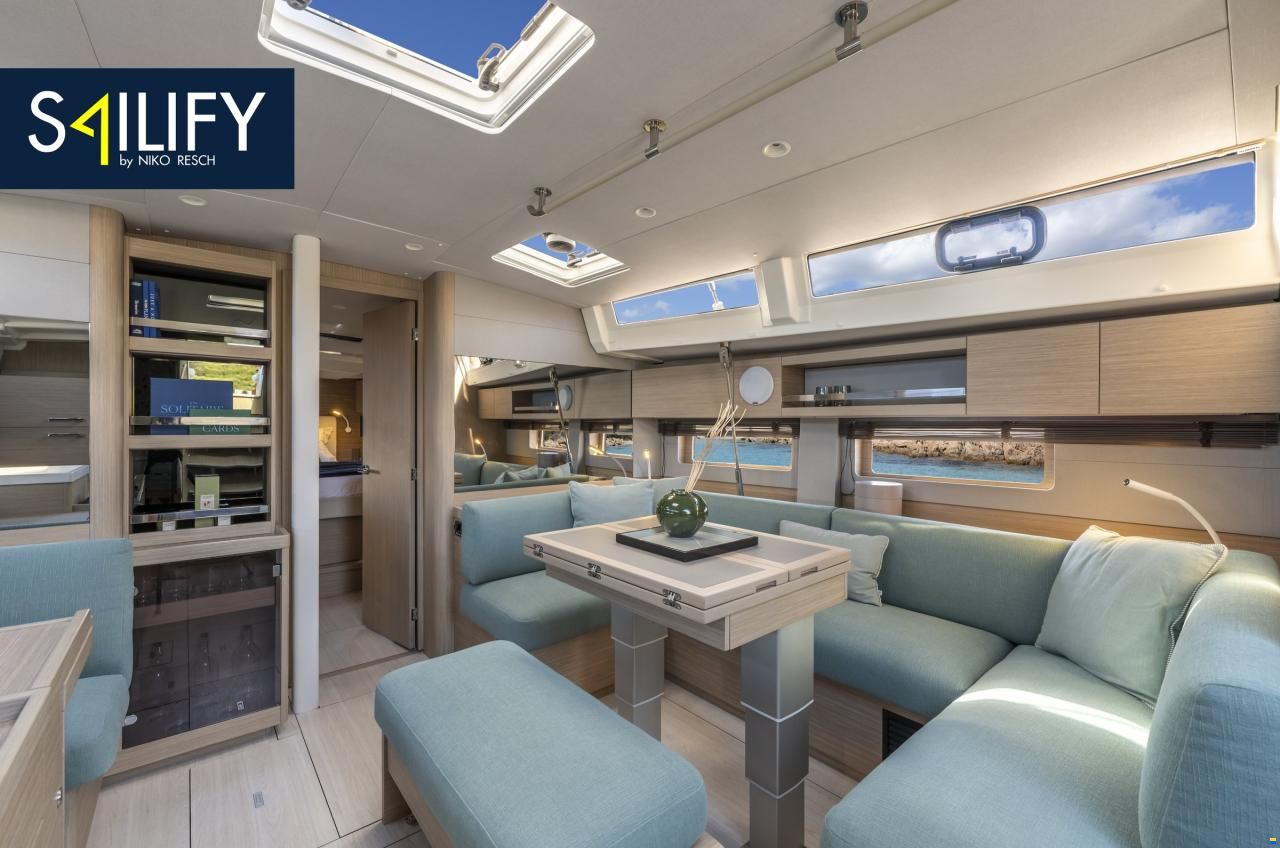 Beneteau Oceanis 52
