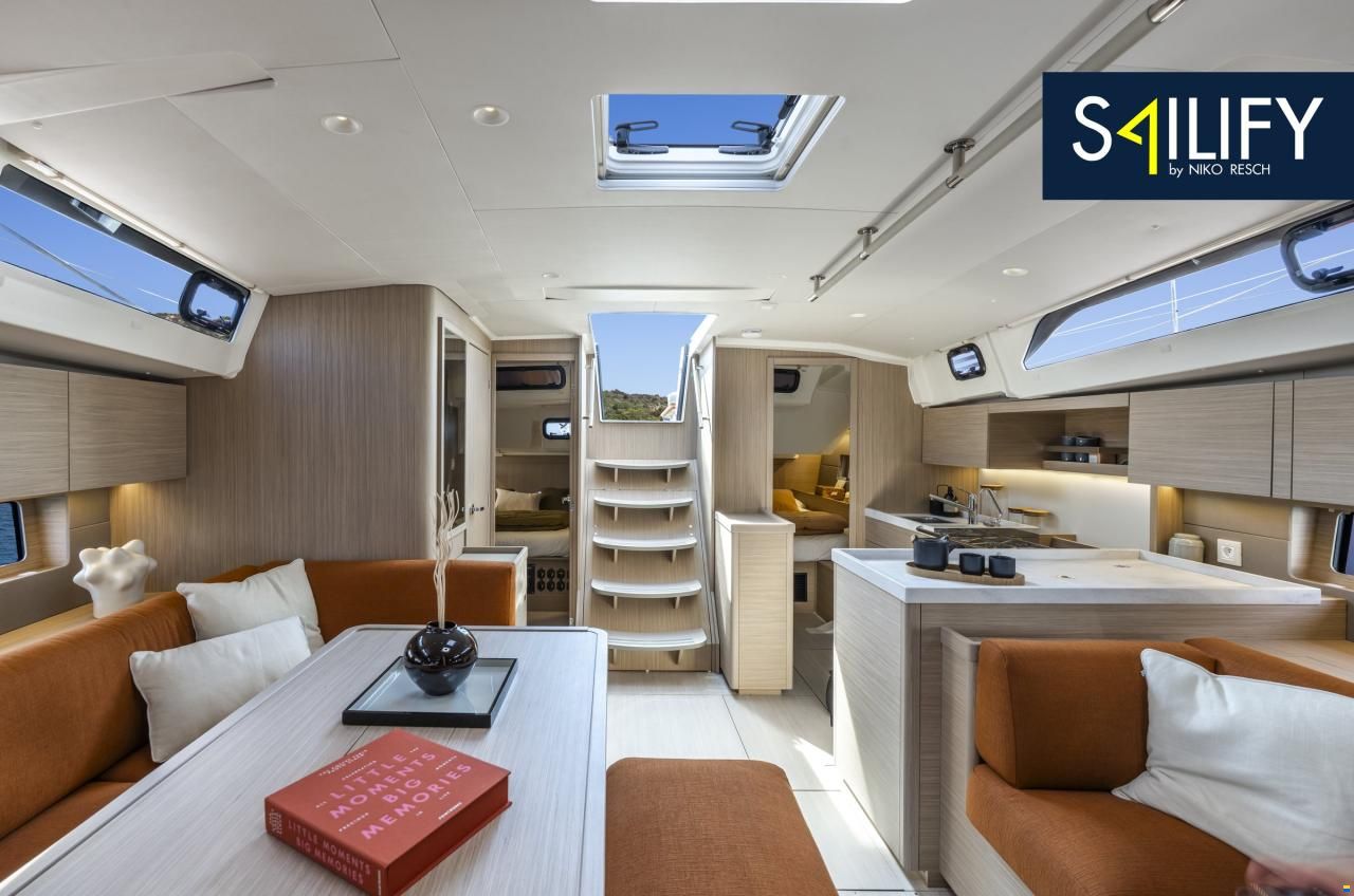Beneteau Oceanis 47