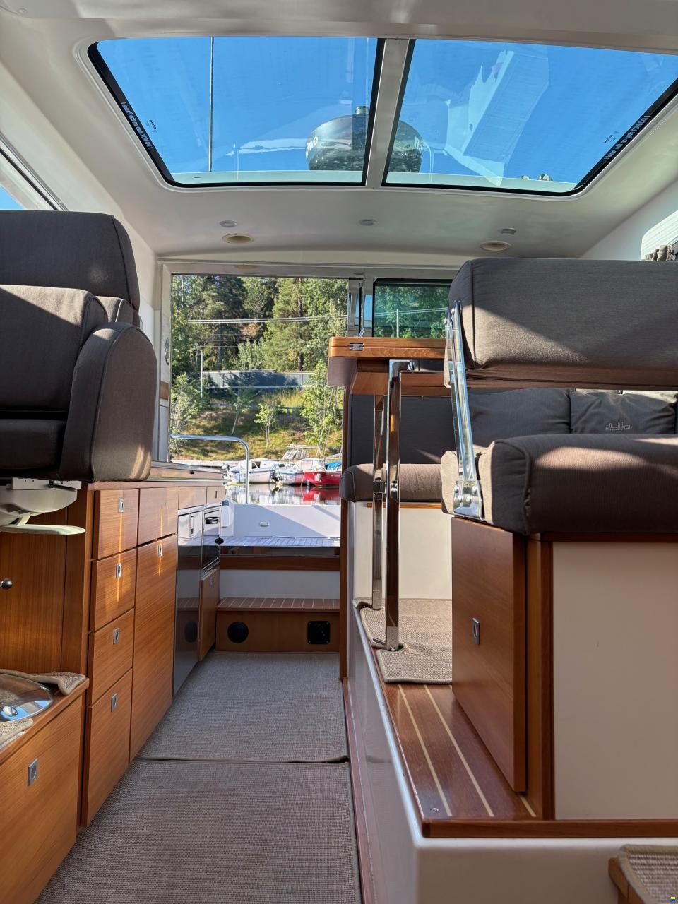 Delta Powerboats 34 SW