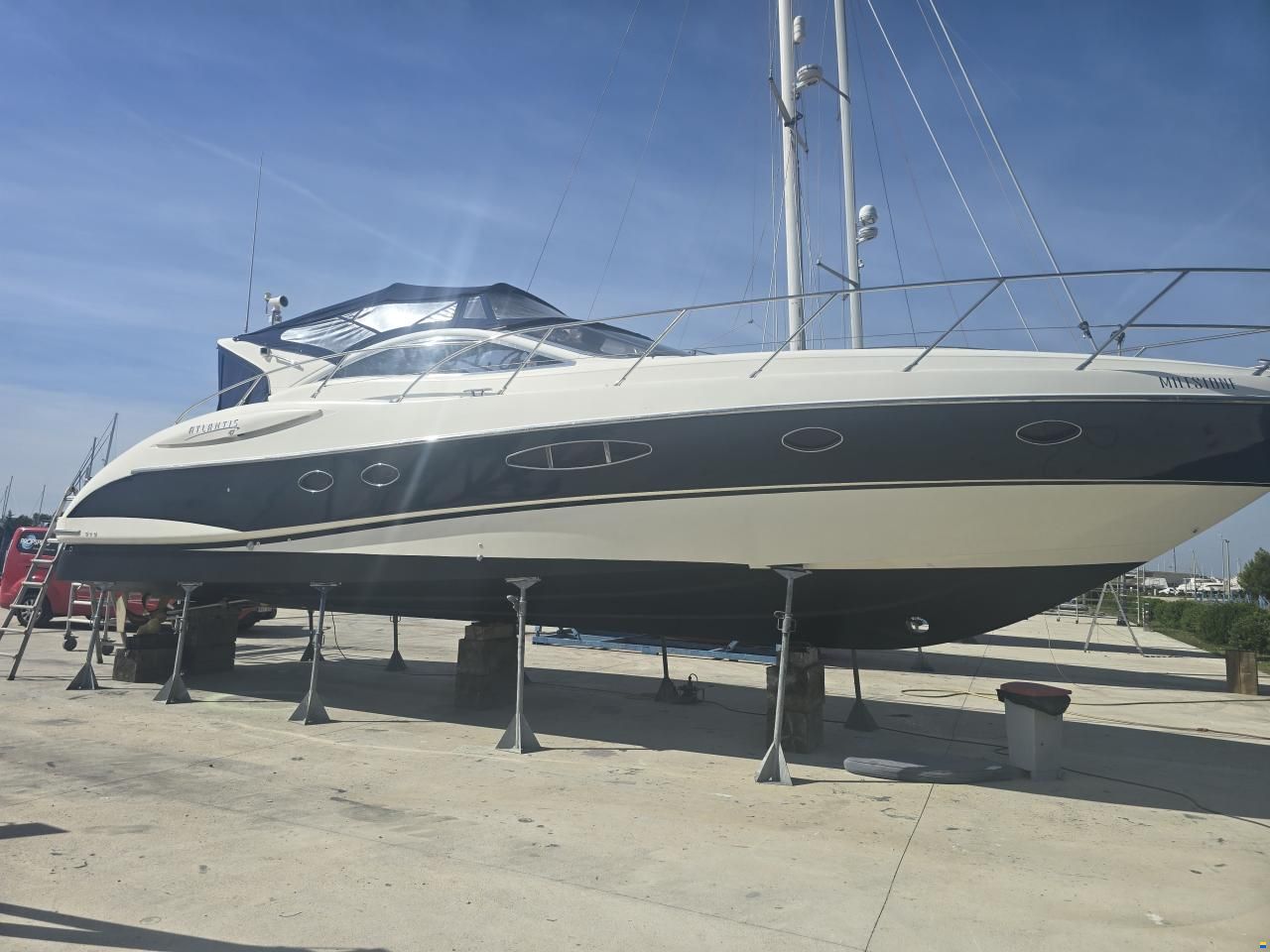 Azimut Atlantis