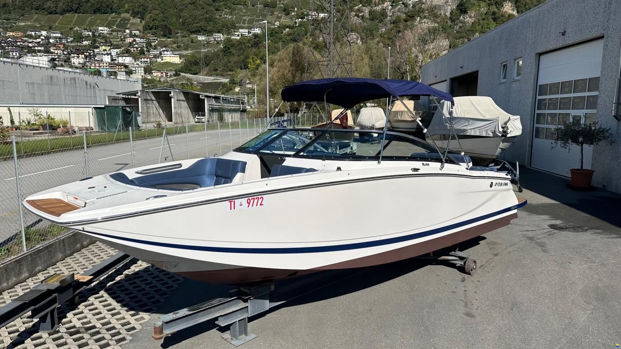 Four Winns 262 SL