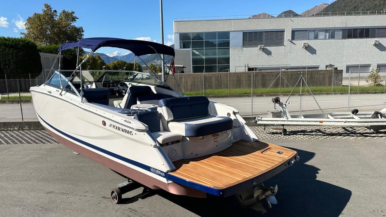 Four Winns 262 SL