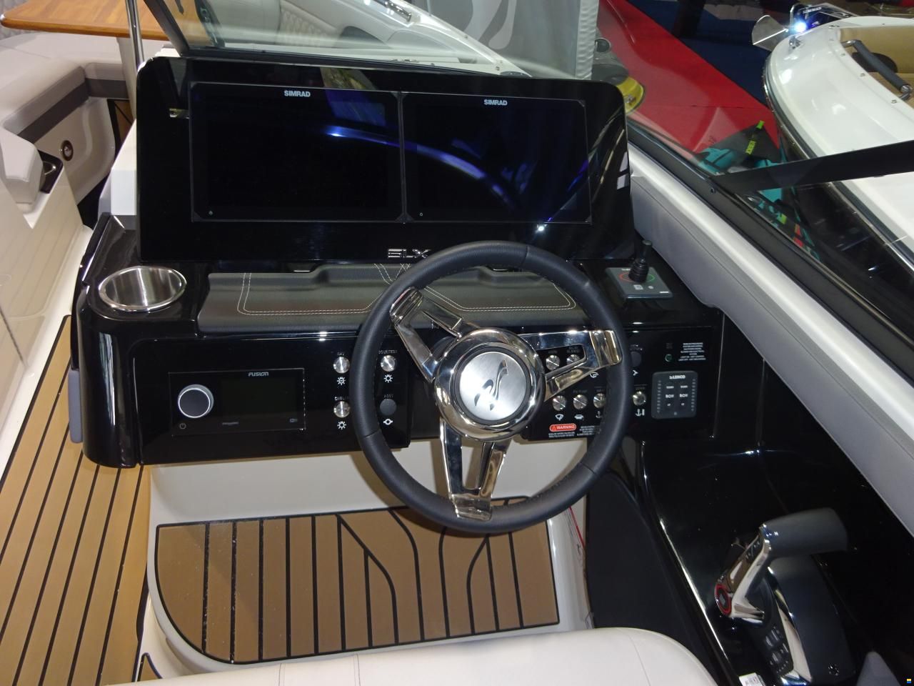 Sea Ray 280 SLX