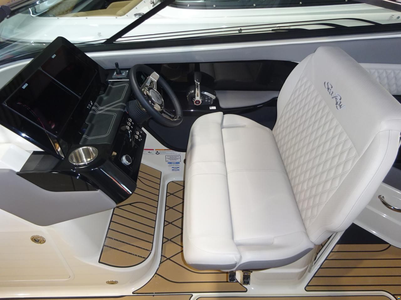 Sea Ray 280 SLX