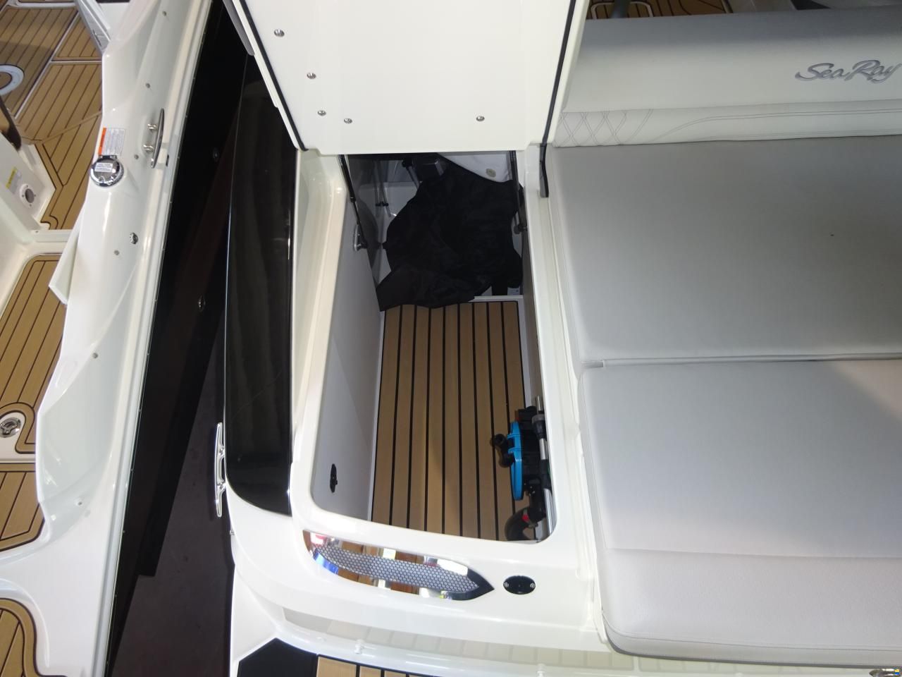 Sea Ray 280 SLX