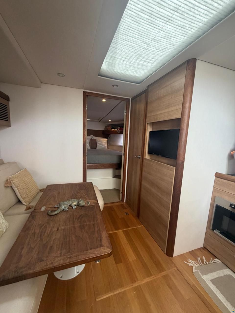 Sealine SC35