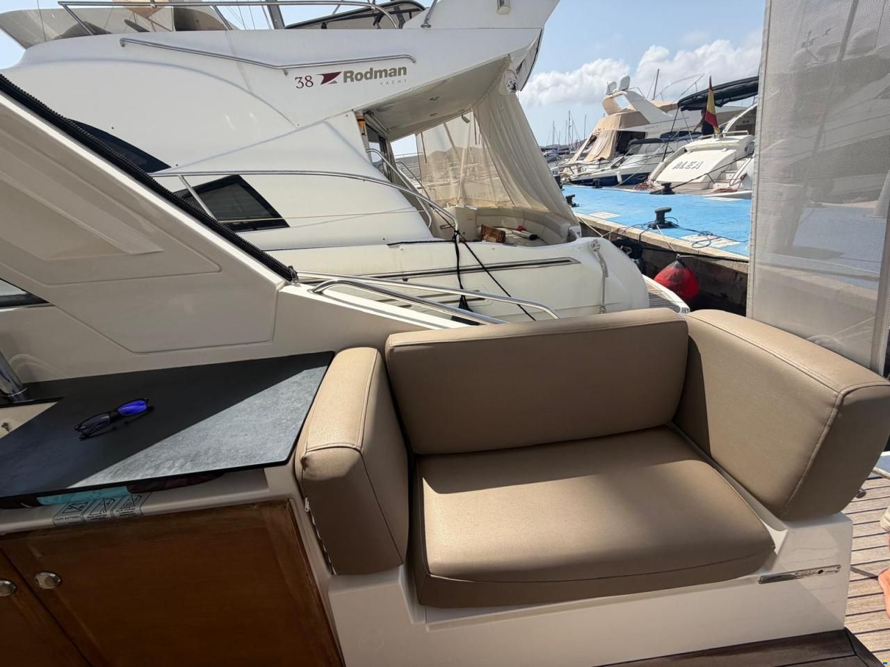 Sealine SC35