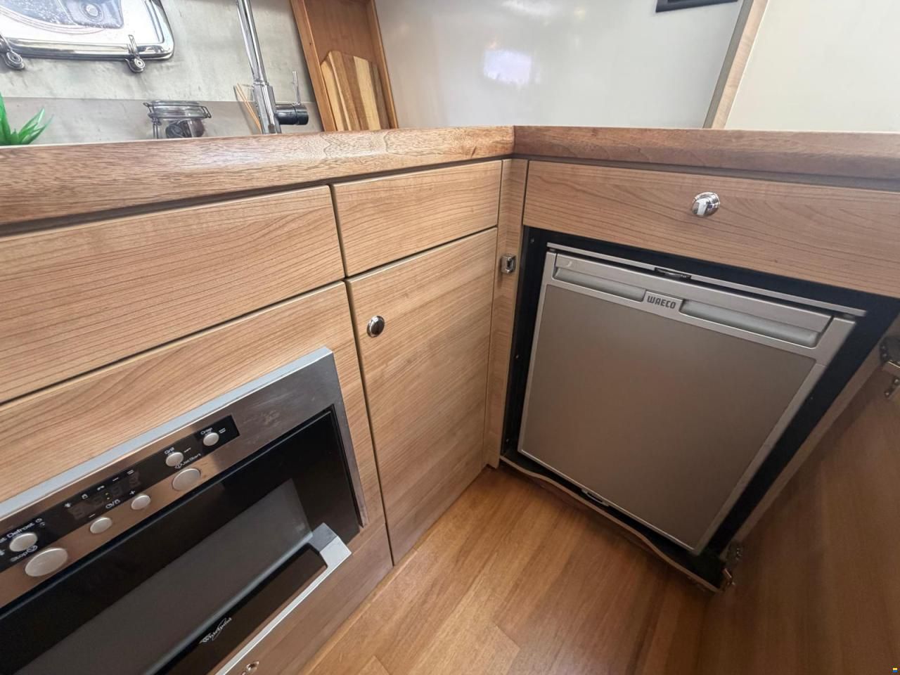 Sealine SC35