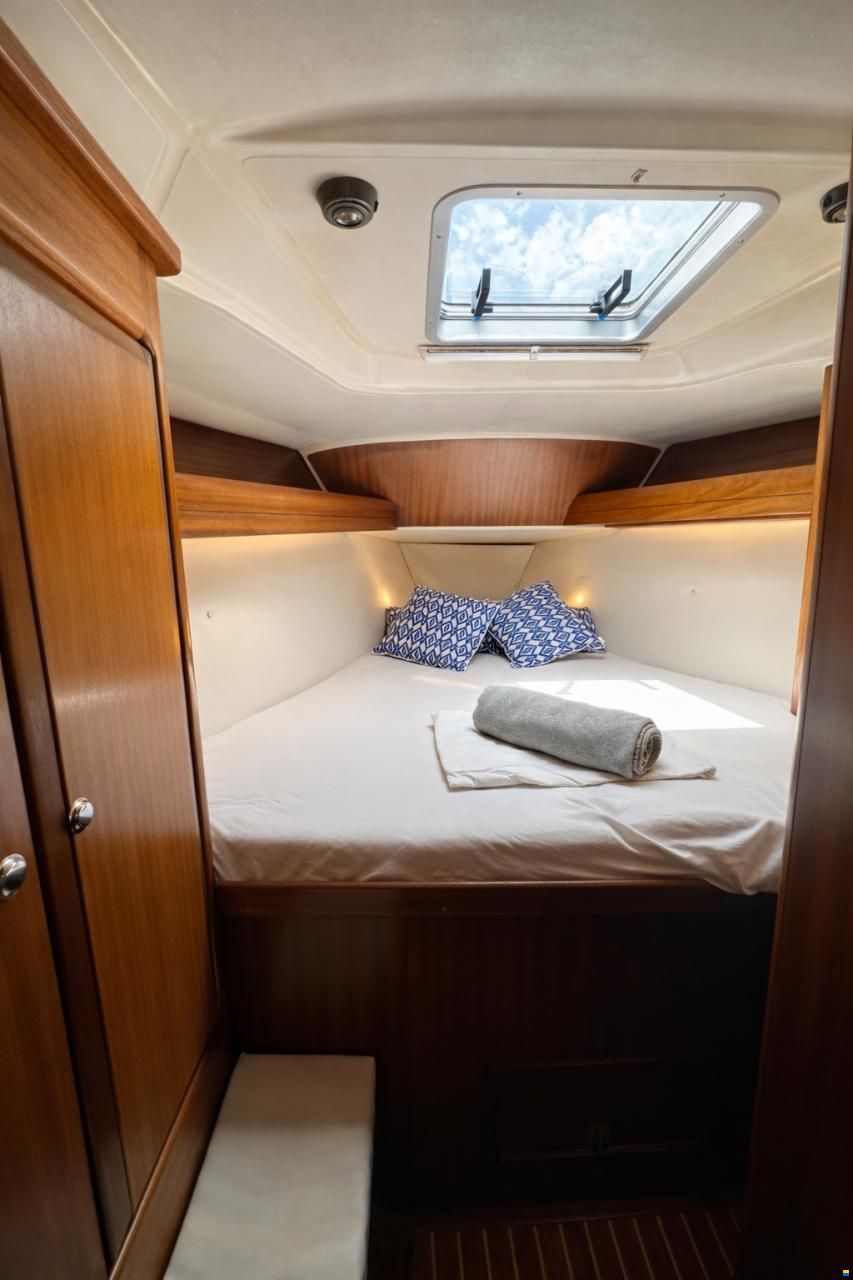 Bavaria 42