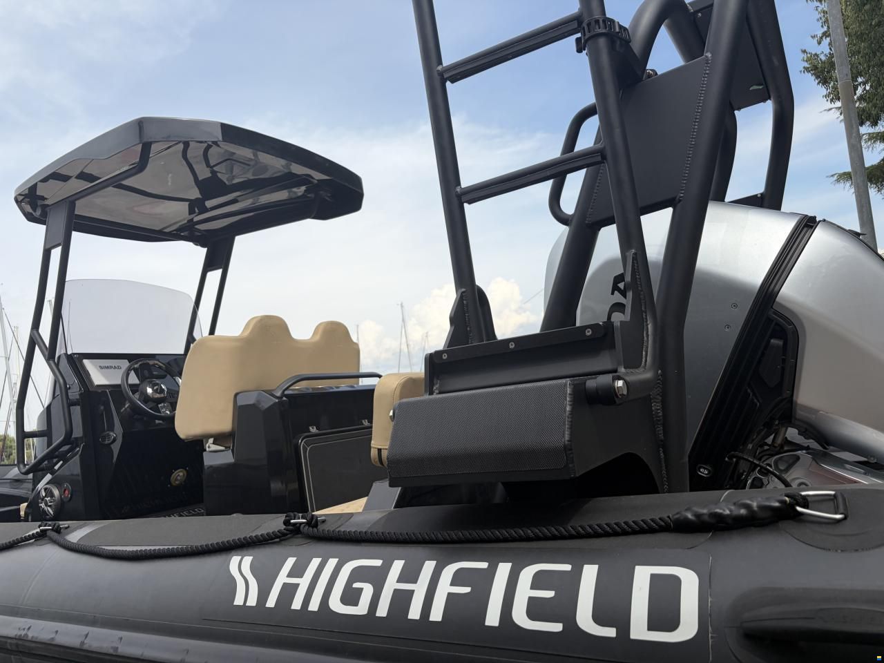 Highfield Partol 700 HYP inkl. 200PS Honda - Barco