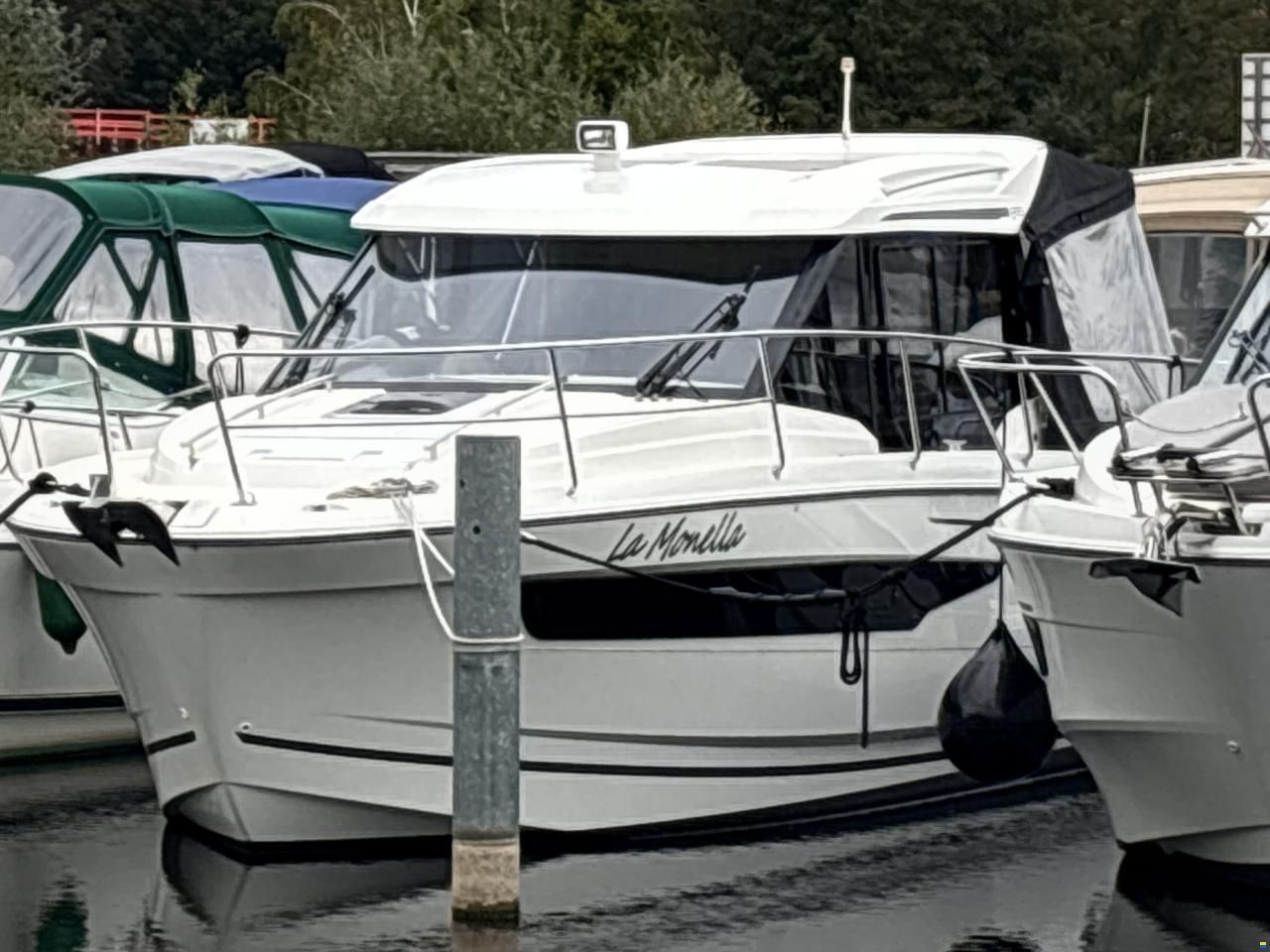 Jeanneau Merry Fisher 895