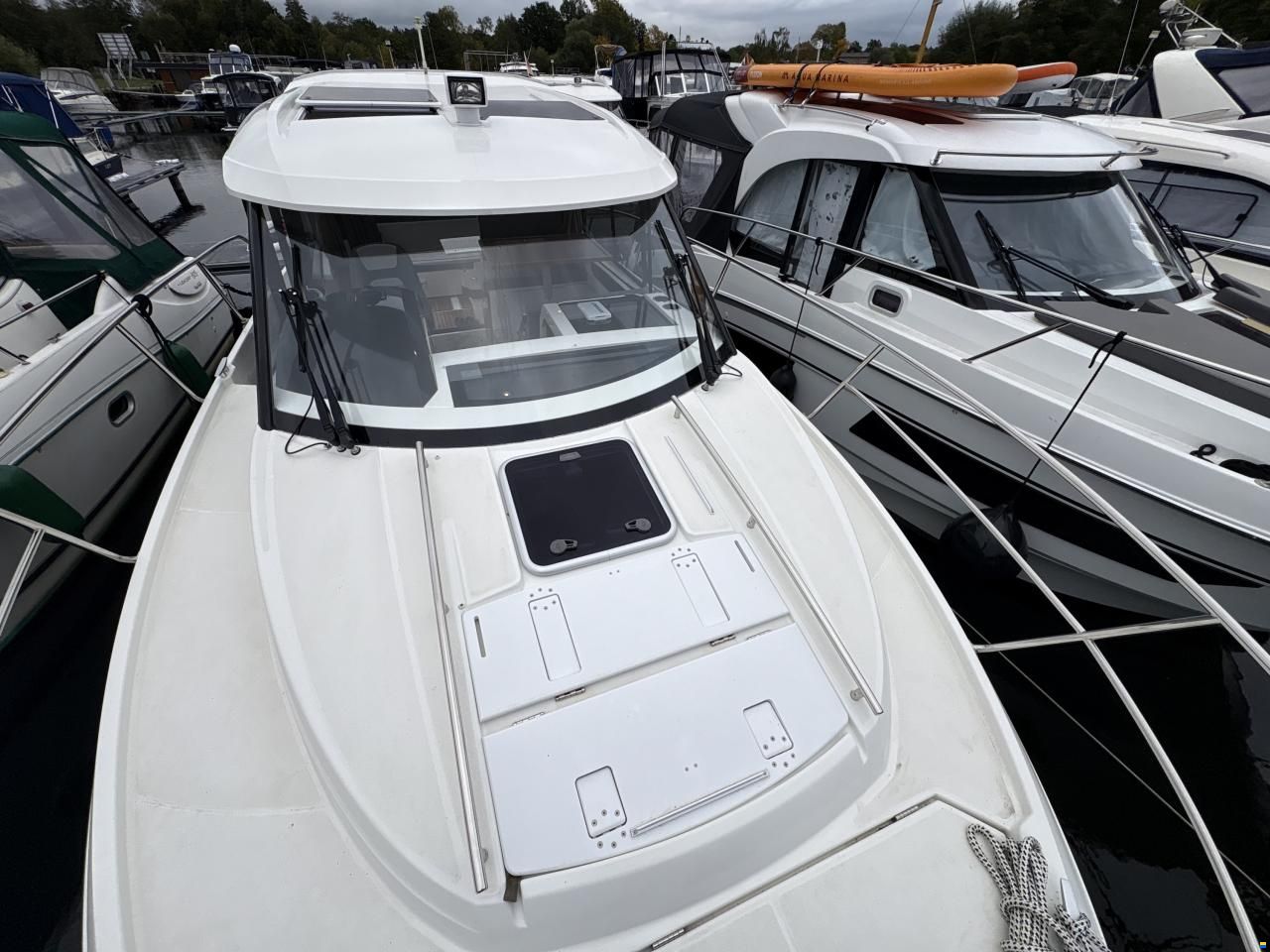 Jeanneau Merry Fisher 895