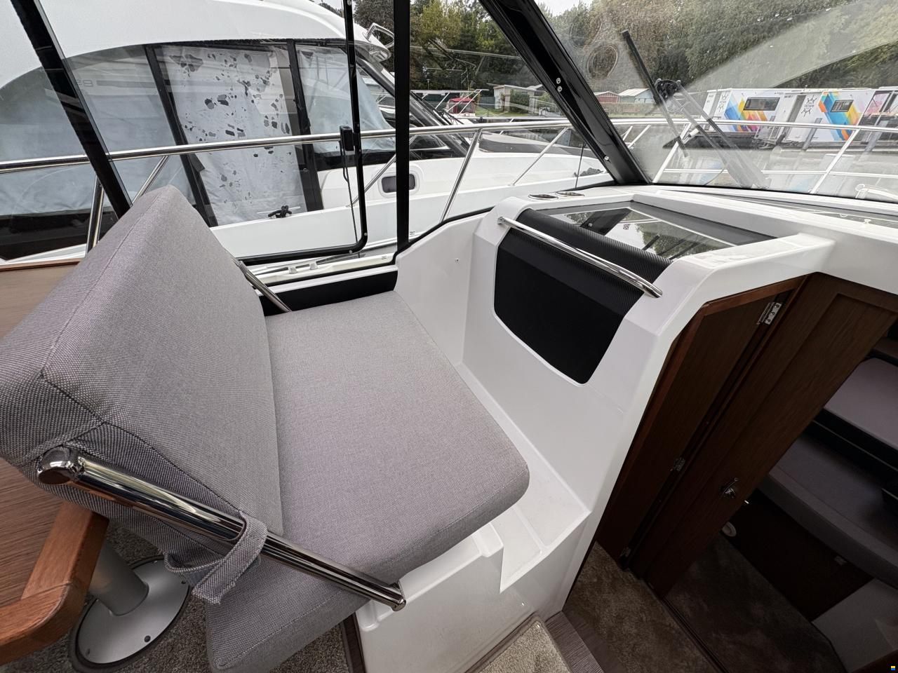 Jeanneau Merry Fisher 895