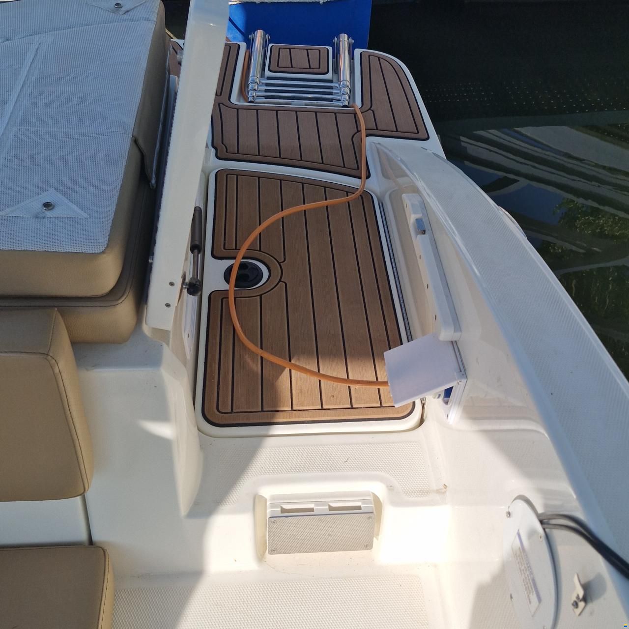 Sea Ray 210 SPXE