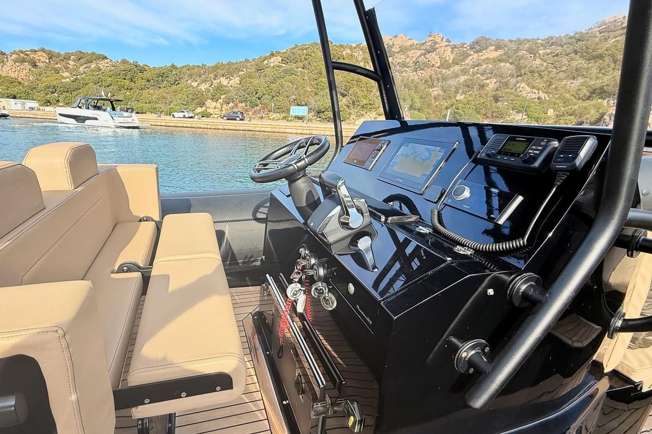 SeaWater Phantom 300