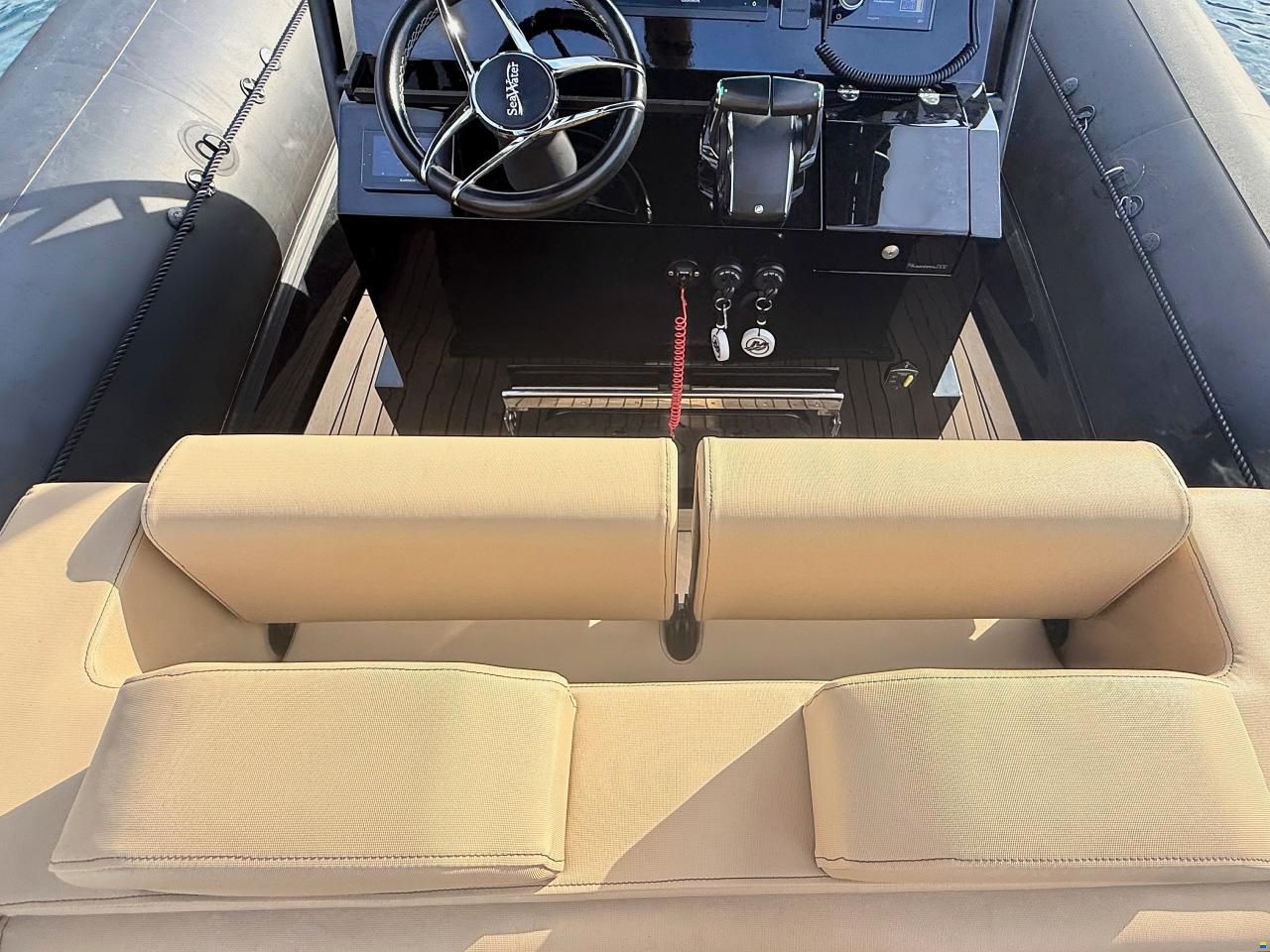 SeaWater Phantom 300