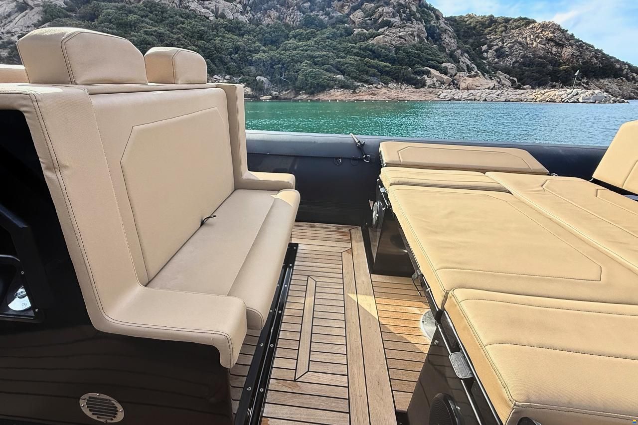 SeaWater Phantom 300