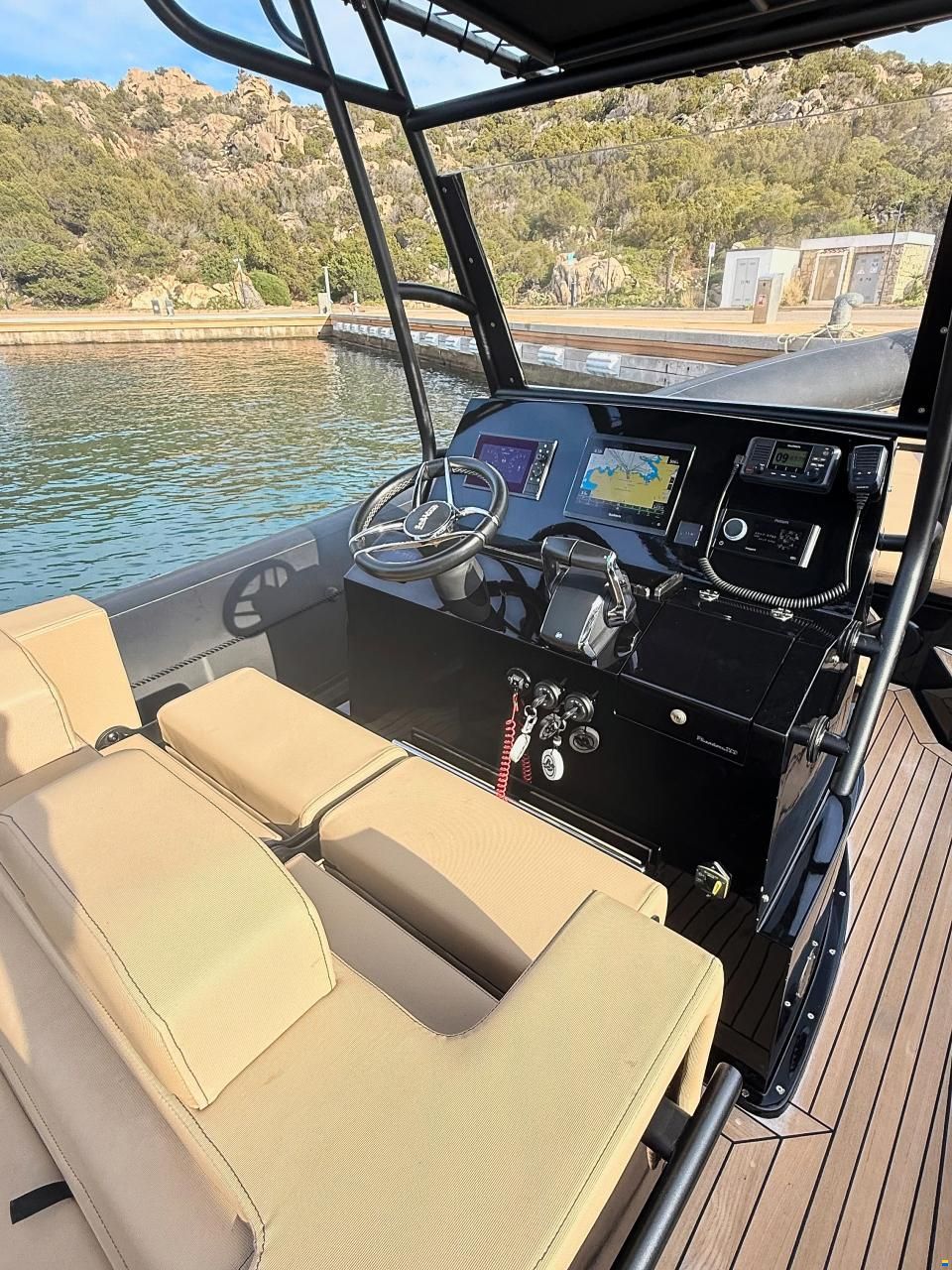 SeaWater Phantom 300