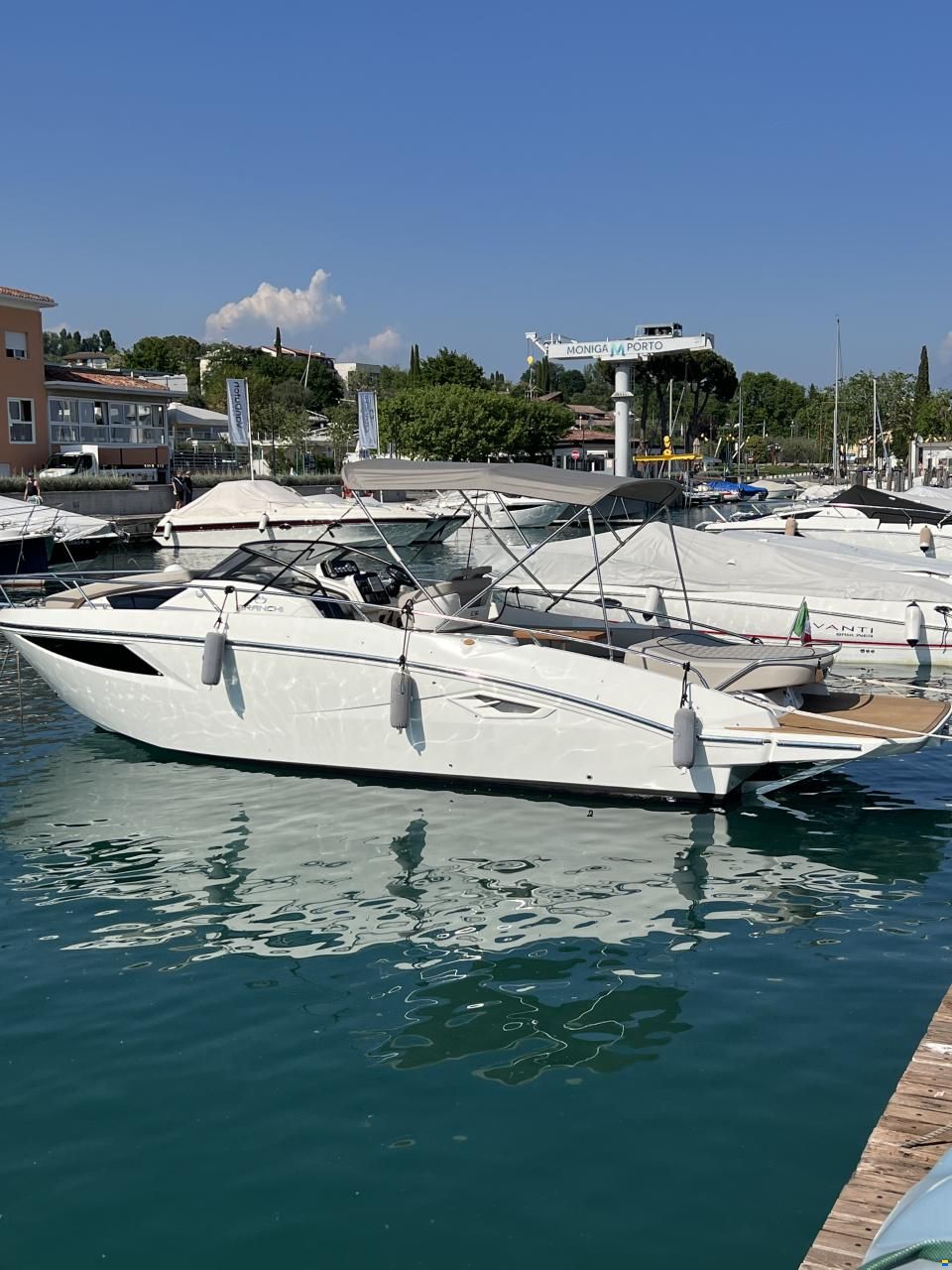 Cranchi Endurance 30