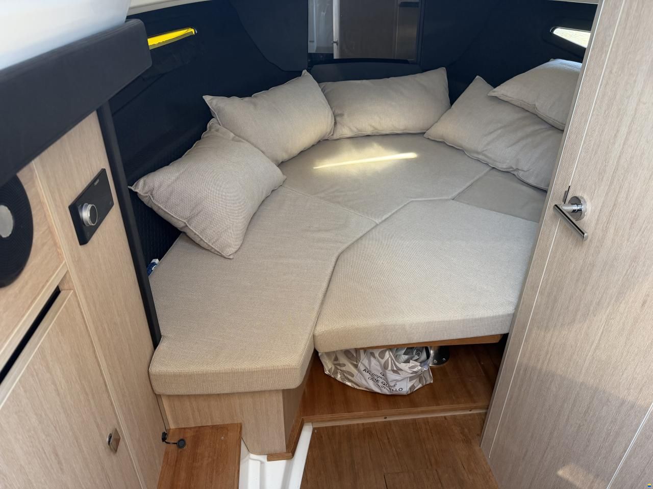 Cranchi Endurance 30