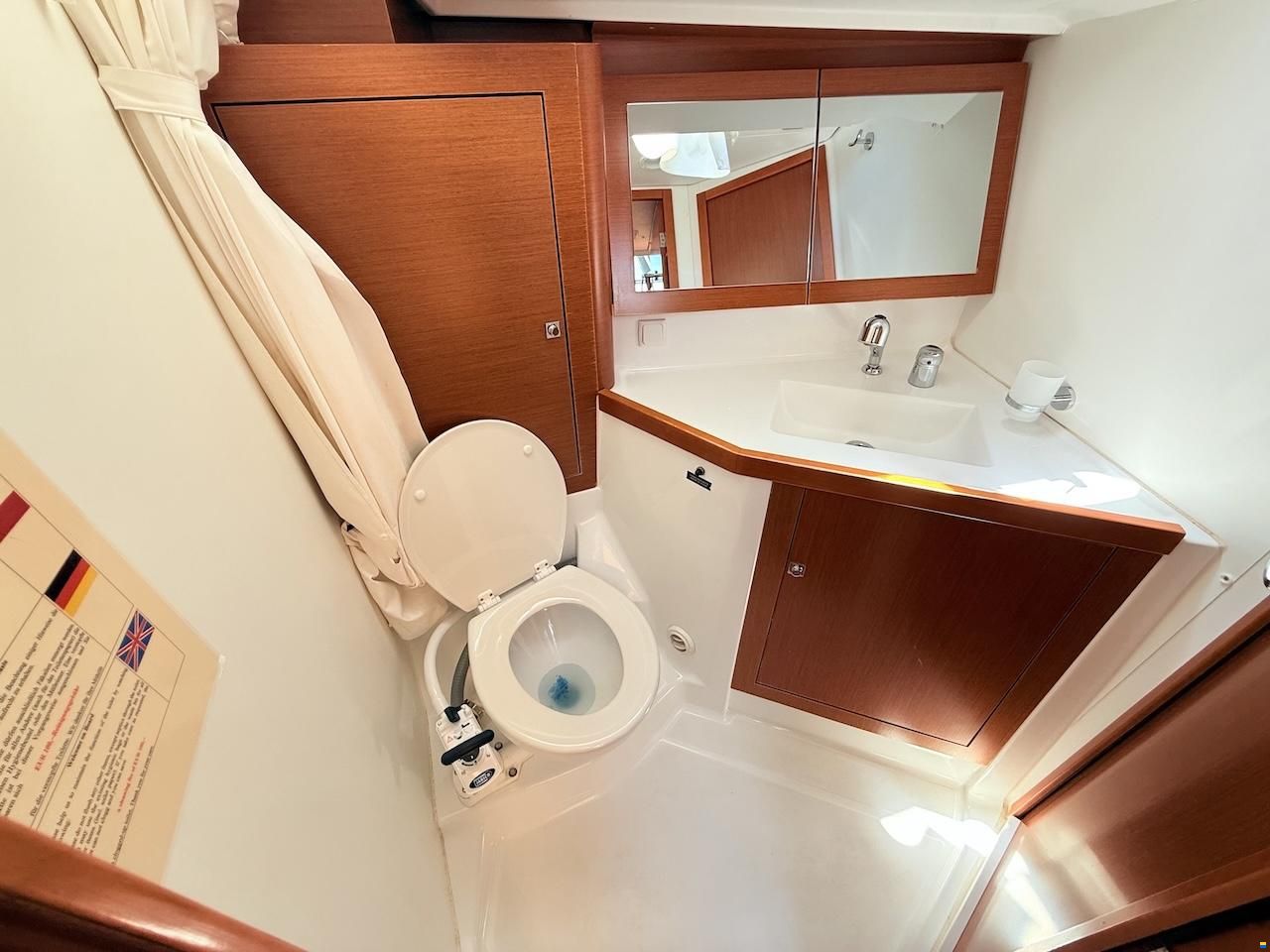Beneteau Oceanis 45