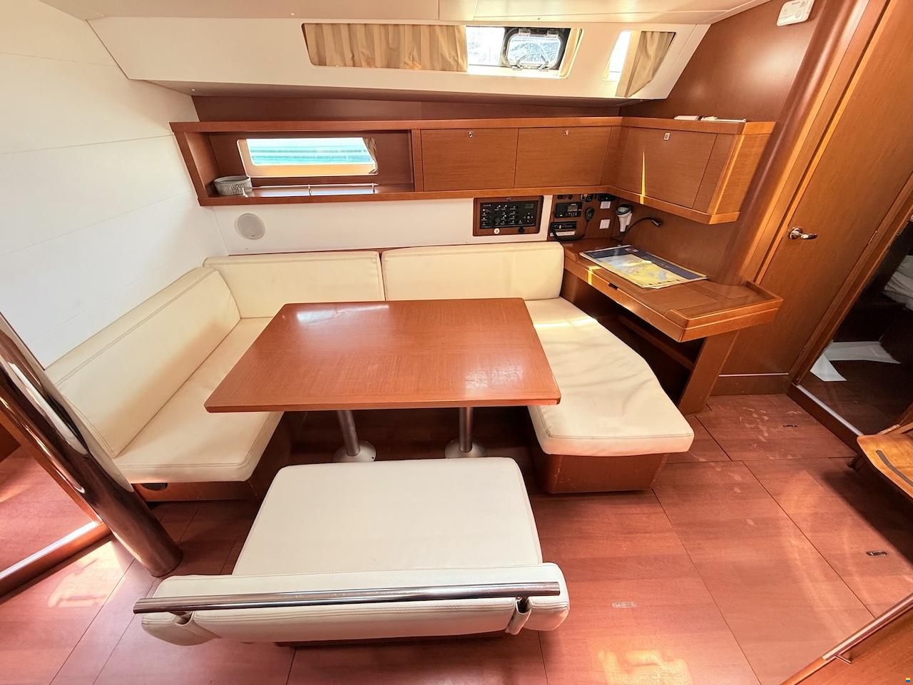 Beneteau Oceanis 45