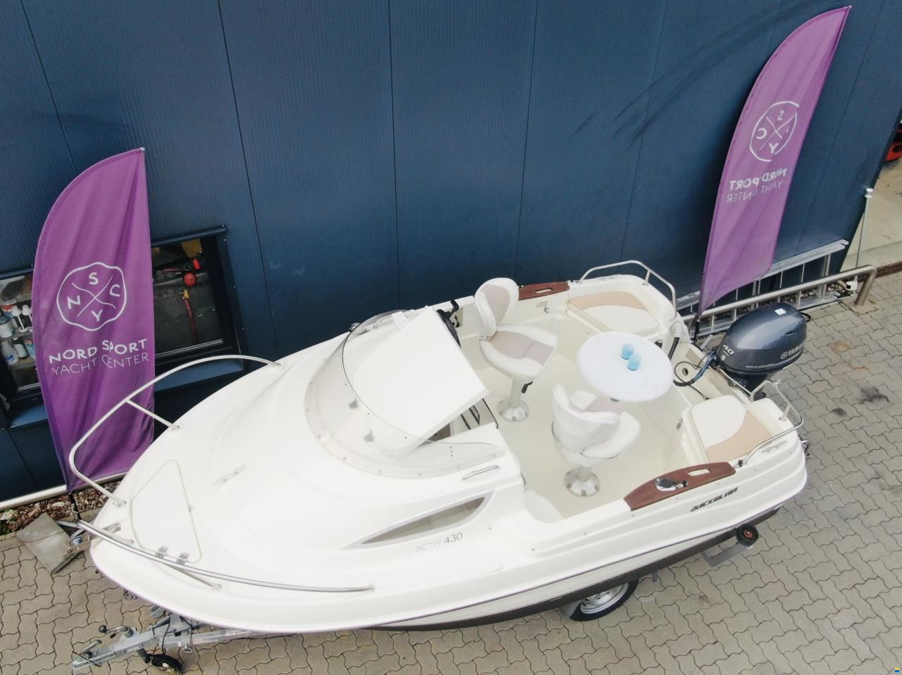 Quicksilver 430 Activ Cabin