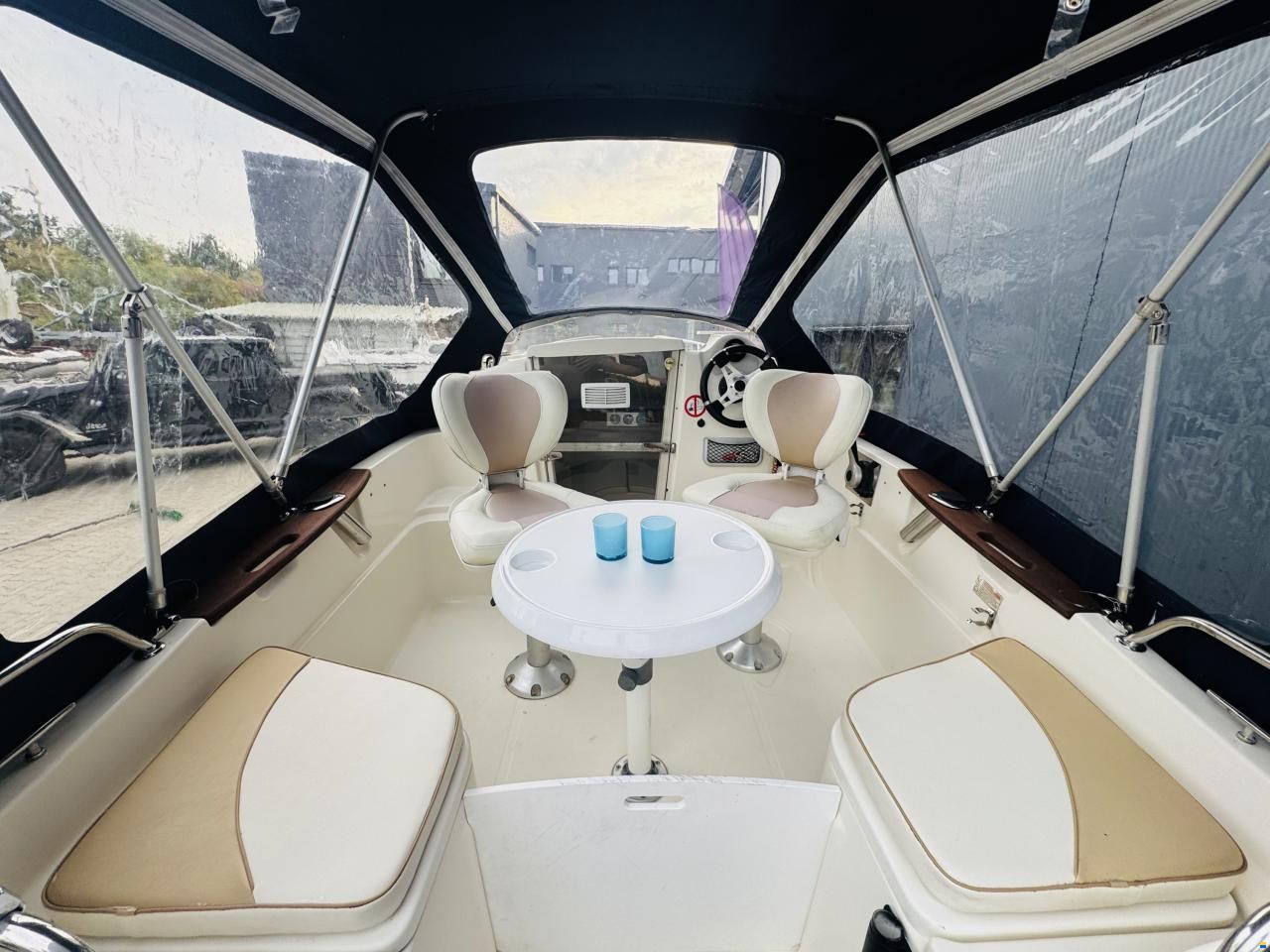 Quicksilver 430 Activ Cabin
