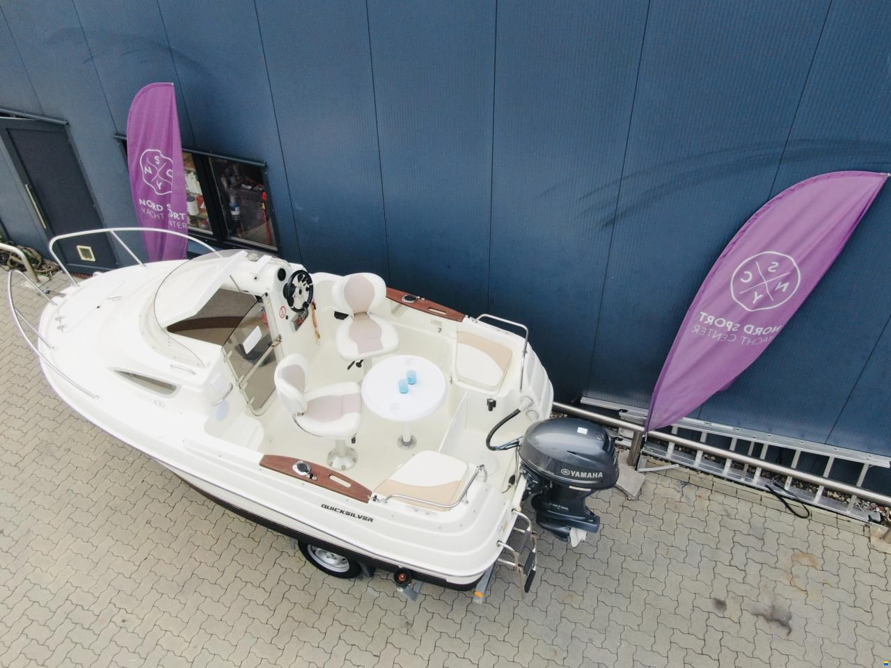 Quicksilver 430 Activ Cabin