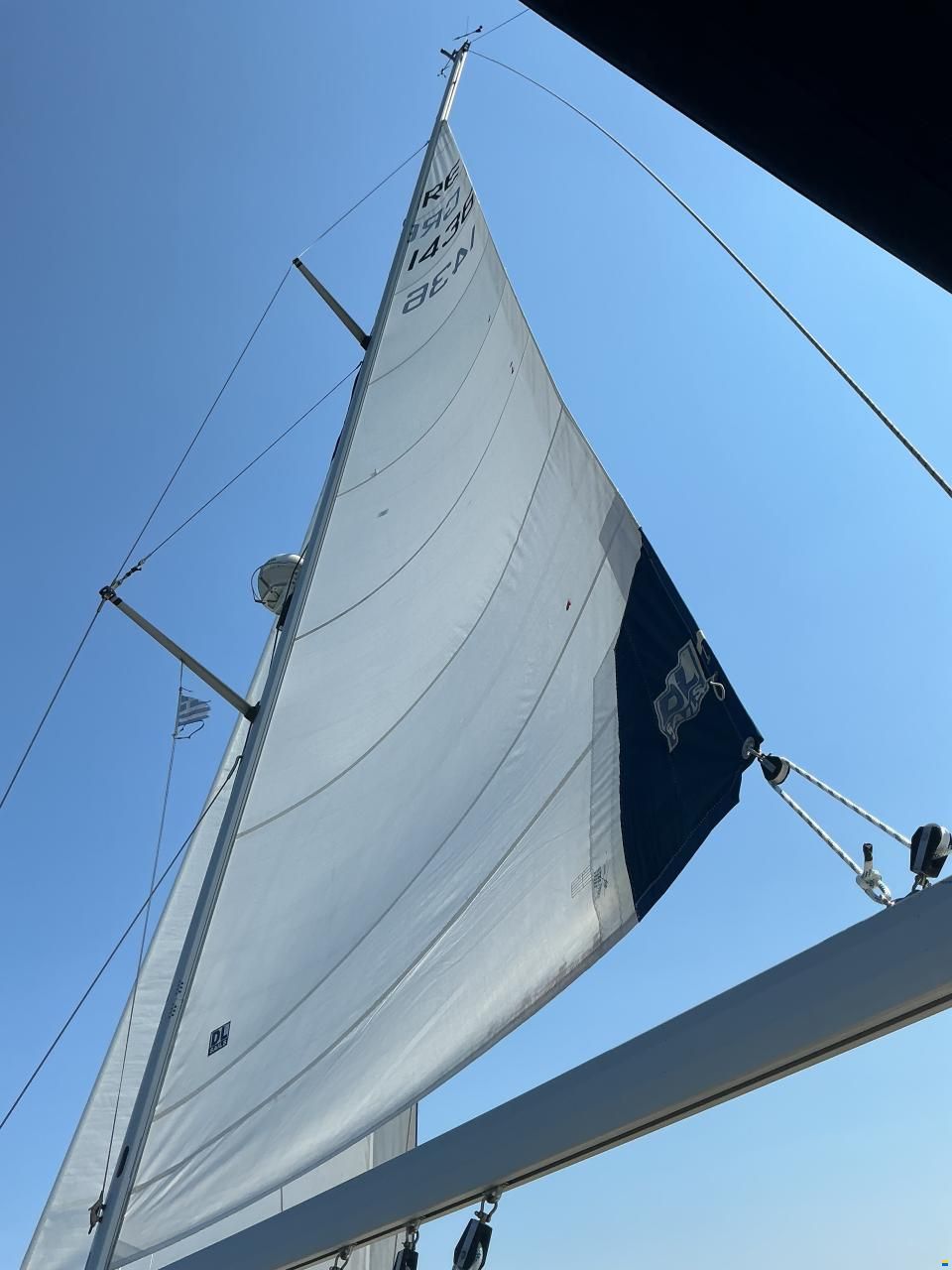 Bavaria 37