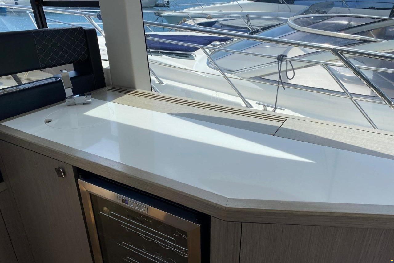 Sunseeker Predator 50